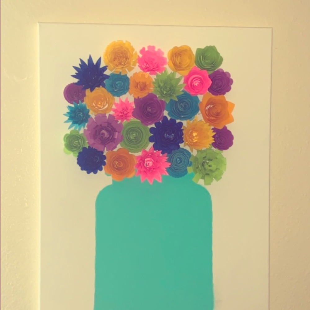 Handmade vase with 3D flowers